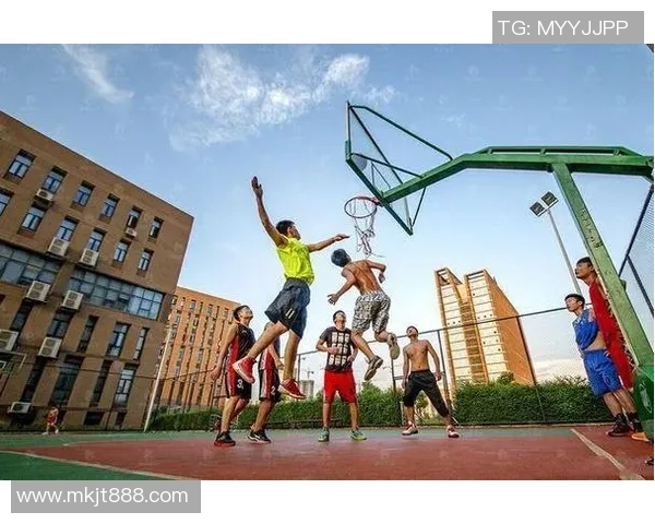 足球明星收入为何普遍高于篮球明星的背后原因分析与探讨 足球明星收入为何普遍高于篮球明星的背后原因分析与探讨